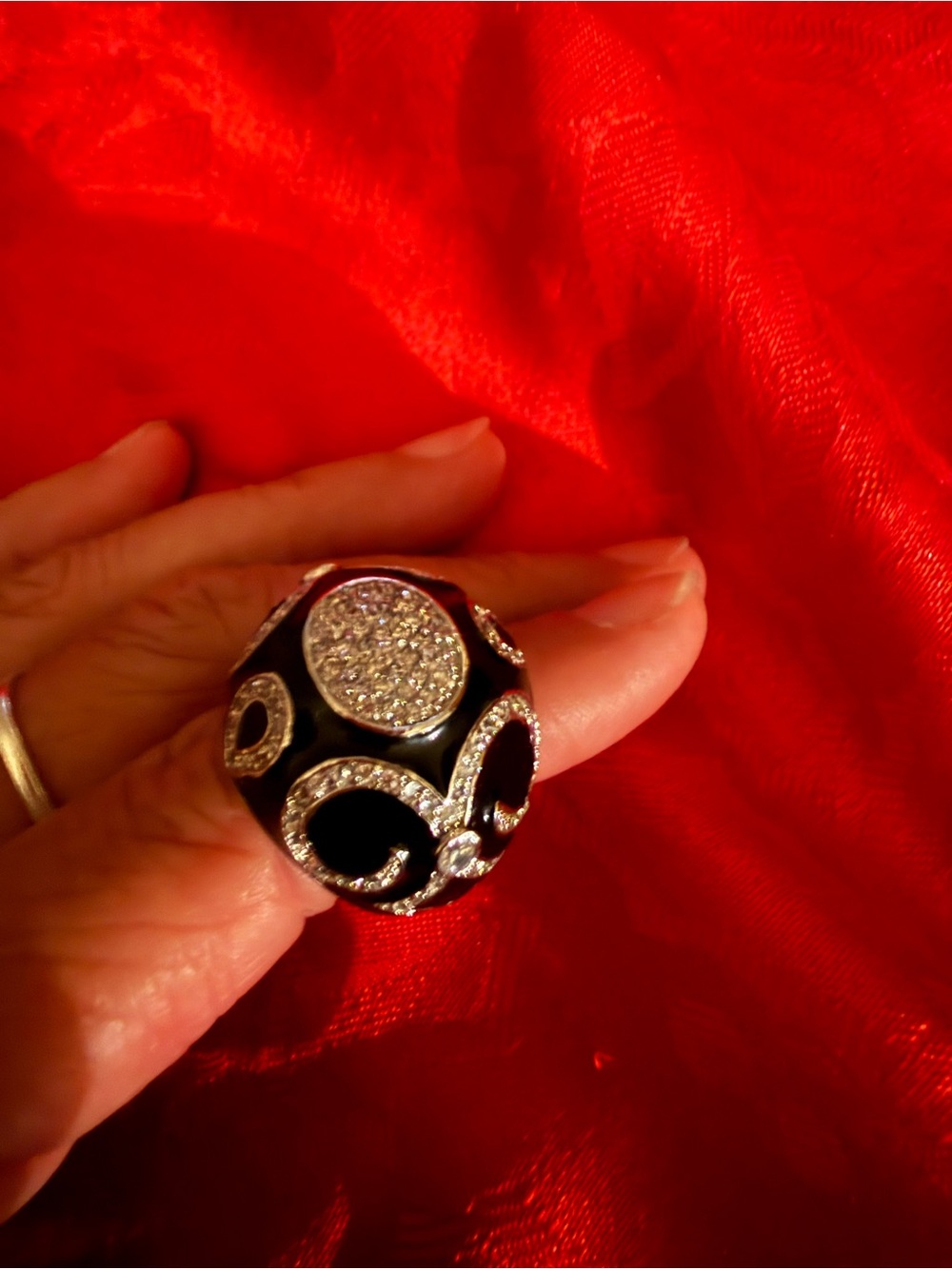 925 Elegant Black and Silver Crystal Dome Statement Ring 6.5 size